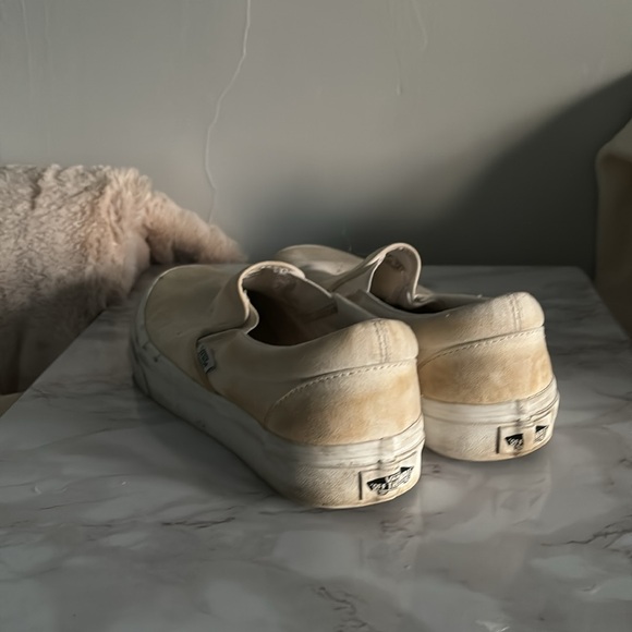 white vans used - Picture 2 of 3